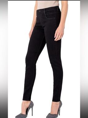 Liverpool High-Rise Ankle Jeans in Black